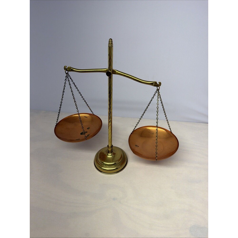 Vintage Brass Tone Balance Scale 2 Copper Pans Decorative Weighing Scale